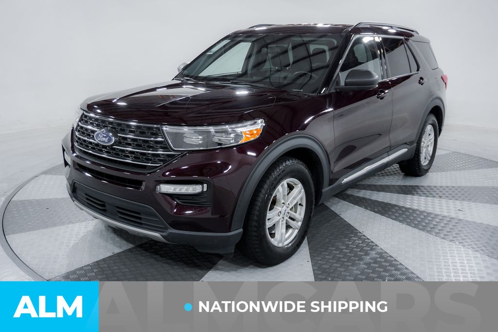 Used 2023 Red Ford XLT image 2