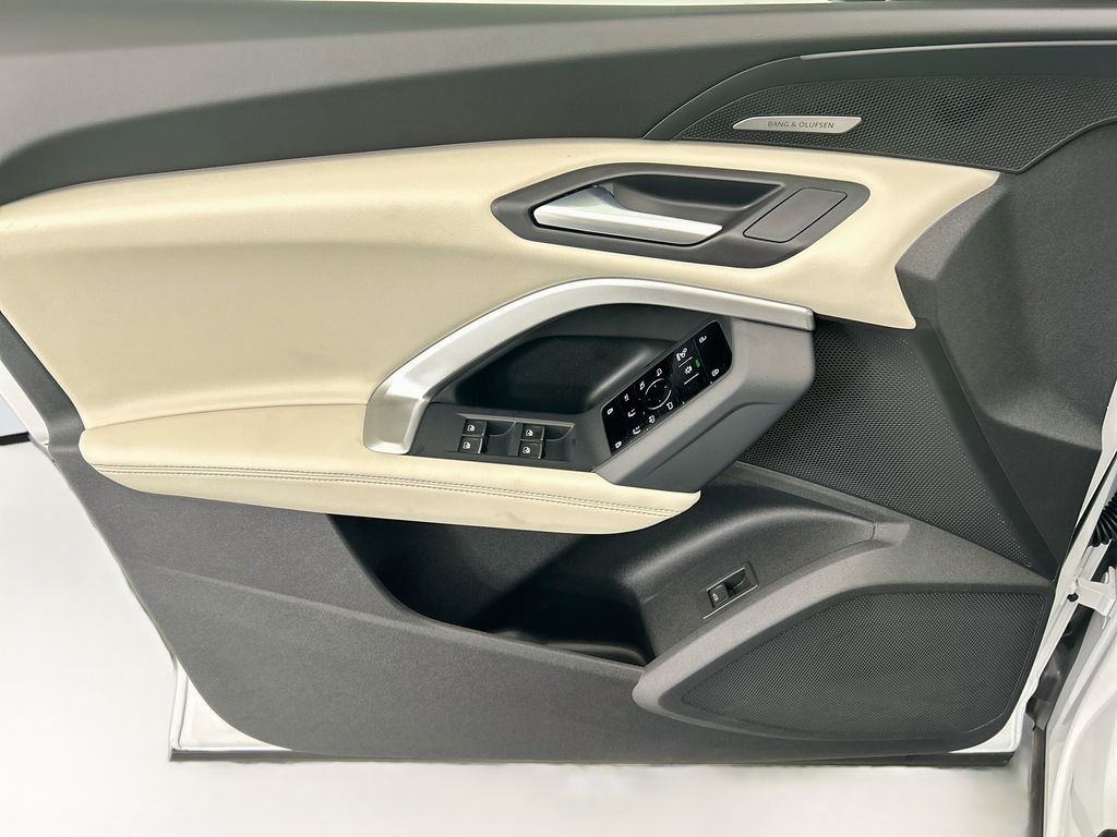 New 2026 White Audi Premium Plus image 23