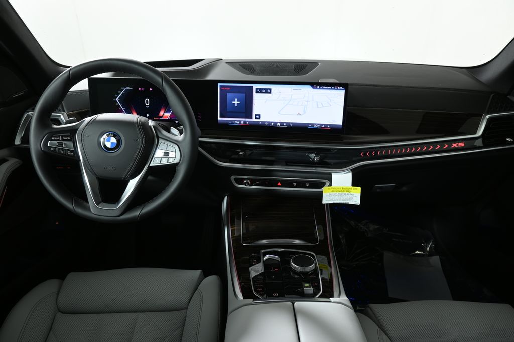 Thumbnail: 2026 BMW X5 - 16
