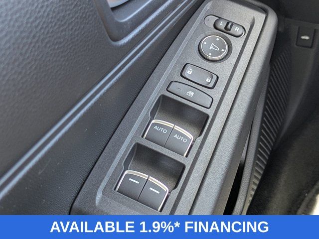 Certified Used 2025 Solar Silver Metallic Honda LX image 19