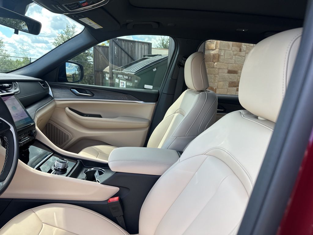 New Car 2025 Jeep Grand Cherokee L  Limited For Sale Under $50,000 In Austin, Texas