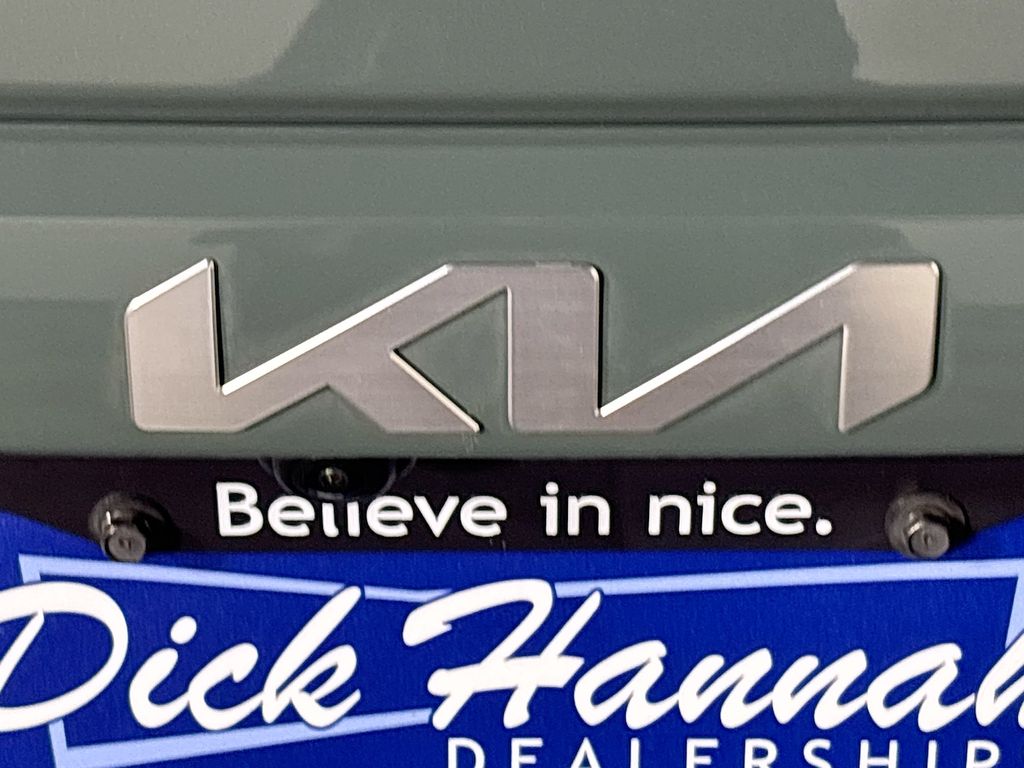 2023 Kia Niro SX Touring