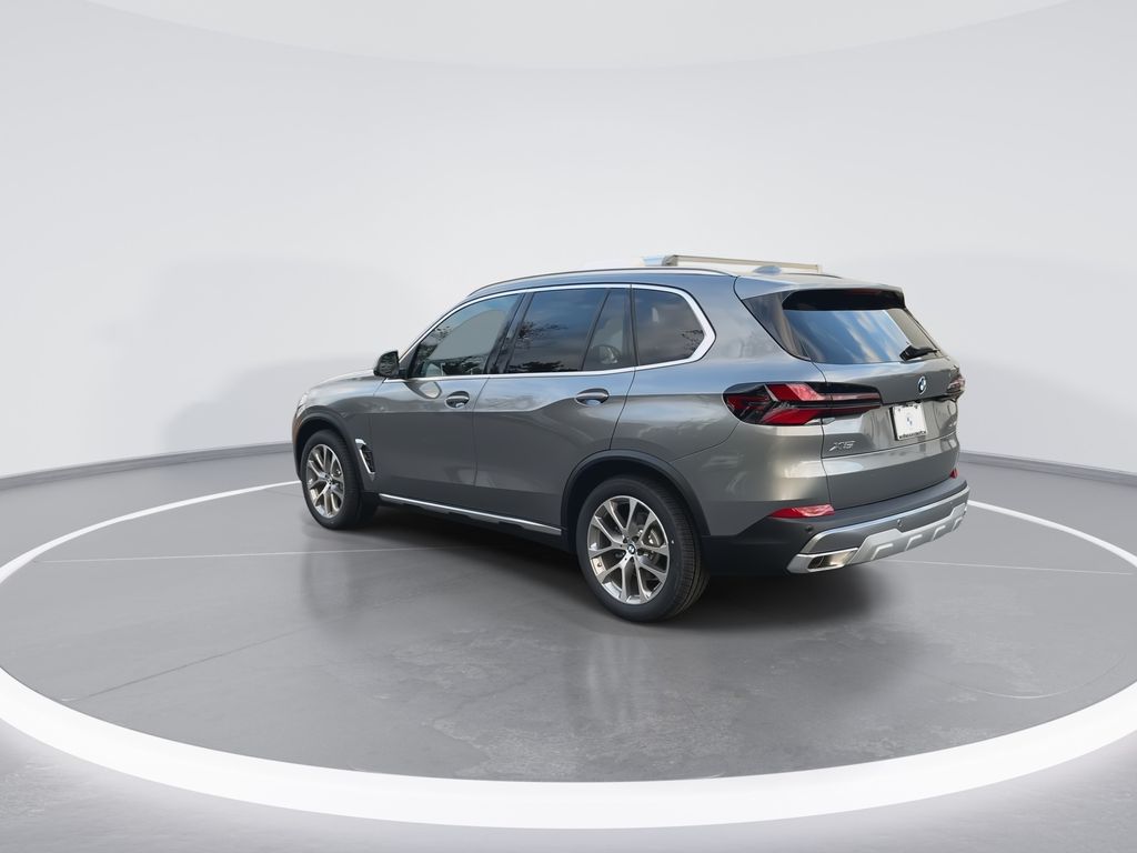 Thumbnail: 2026 BMW X5 - 6