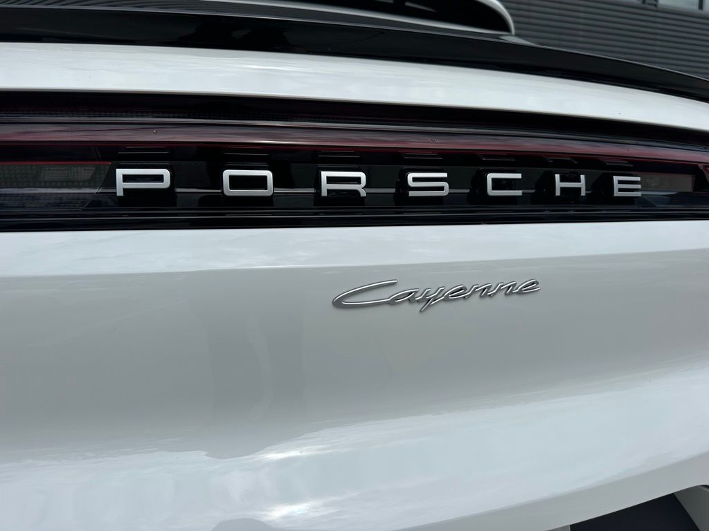 Thumbnail: 2026 Porsche  - 13