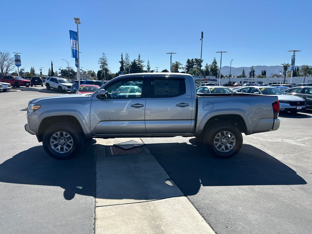 2019 Toyota Tacoma SR5 4