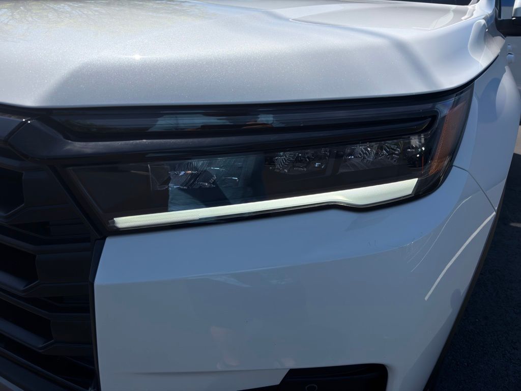 Thumbnail: 2026 Honda Pilot - 9