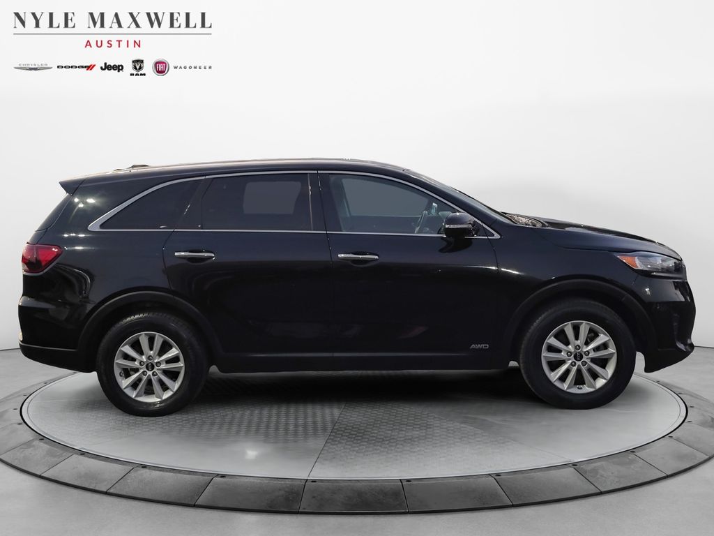 Used Car 2020 Kia Sorento  Lx For Sale Under $20,000 In Austin, Texas