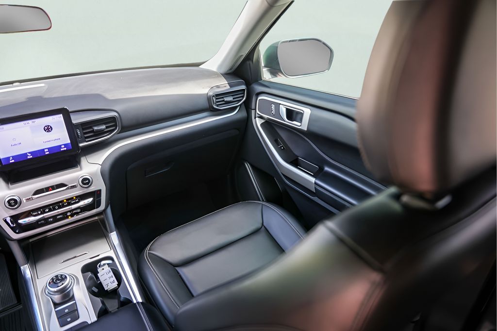 Used Car 2023 Ford Explorer  Xlt For Sale Under $30,000 In Austin, Texas