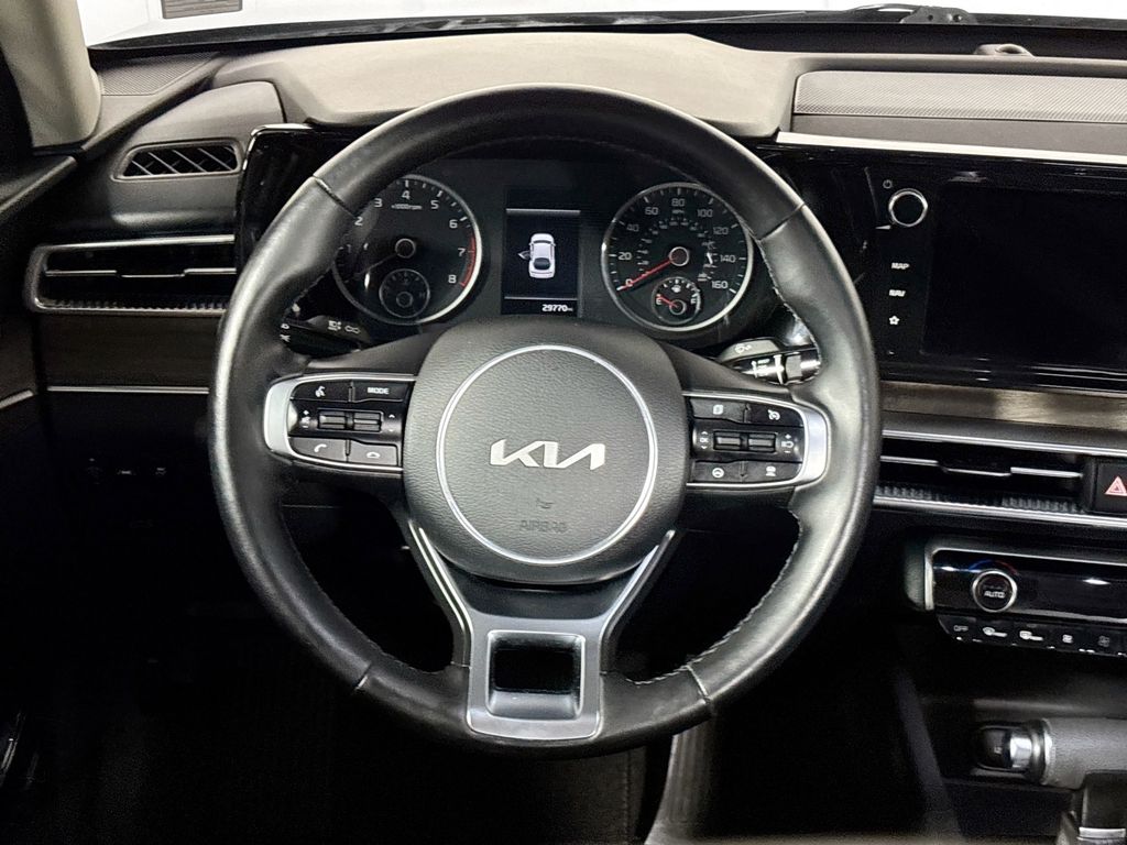 2022 Kia K5 EX