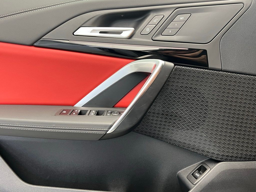 Thumbnail: 2025 BMW X1 - 20