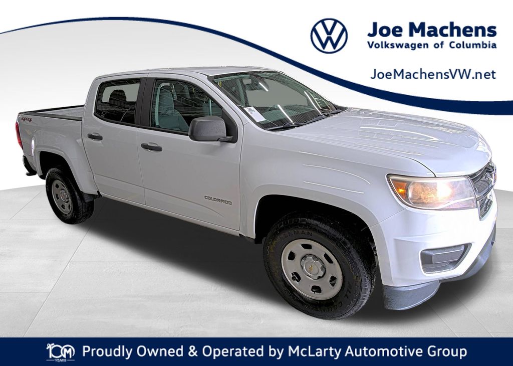 Summit White 2018 Chevrolet Colorado Pickup Truck Four-Wheel Drive 8-Speed Automatic