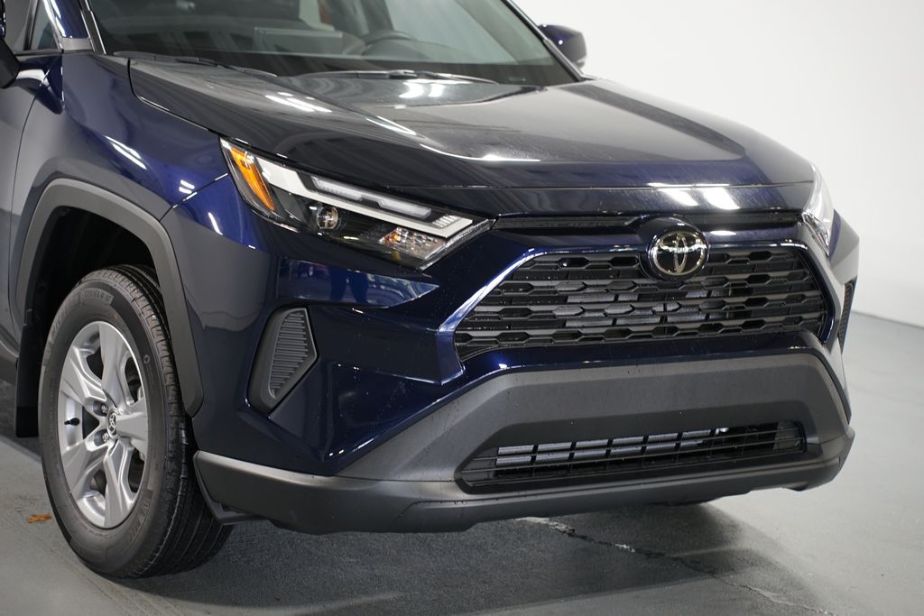 Thumbnail: 2025 Toyota RAV4 - 4