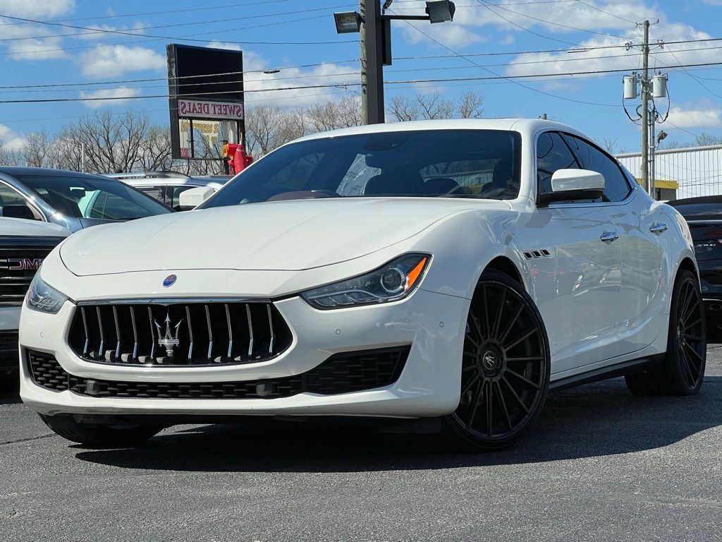 White 2018 Maserati Ghibli 3.0L Sedan Rear-Wheel Drive 8-Speed Automatic
