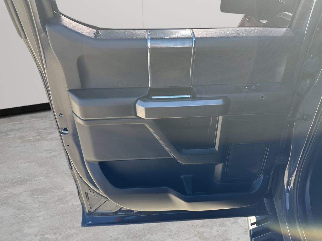 Used Car 2017 Ford F-150  Xlt For Sale Under $25,000 In Austin, Texas