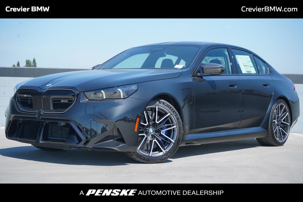 Thumbnail: 2026 BMW M5 - 1
