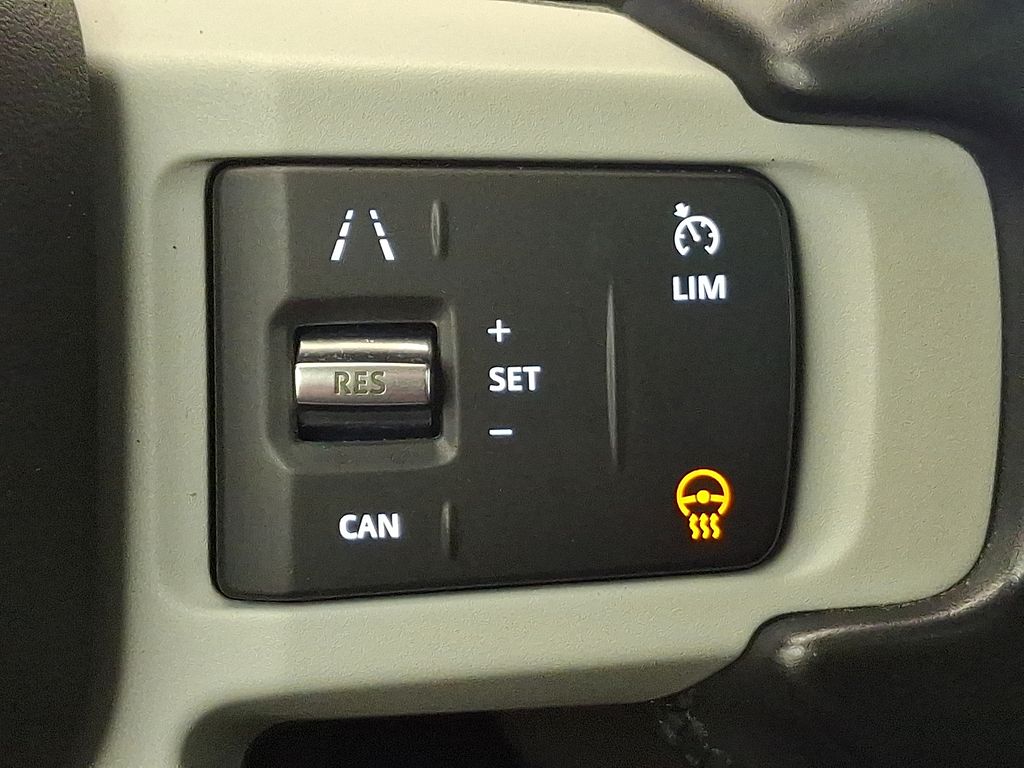 Thumbnail: 2020 Land Rover Defender - 22