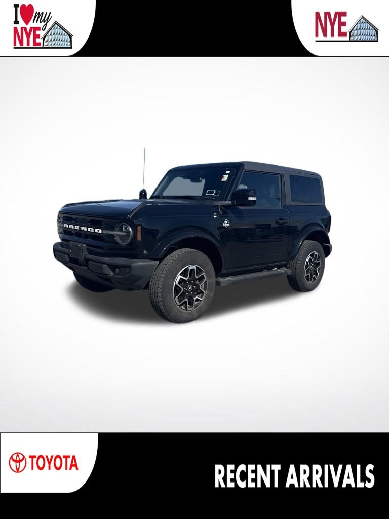 Shadow Black 2023 Ford Bronco SUV / Crossover Four-Wheel Drive Automatic