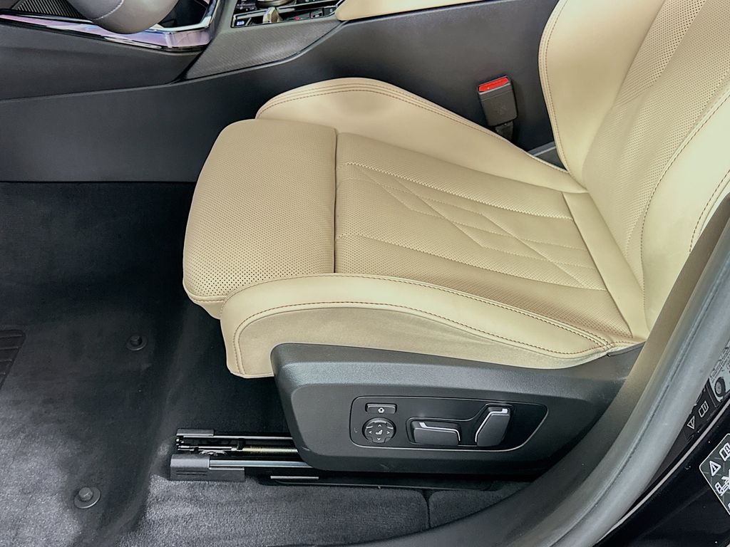 Thumbnail: 2025 BMW X3 - 19