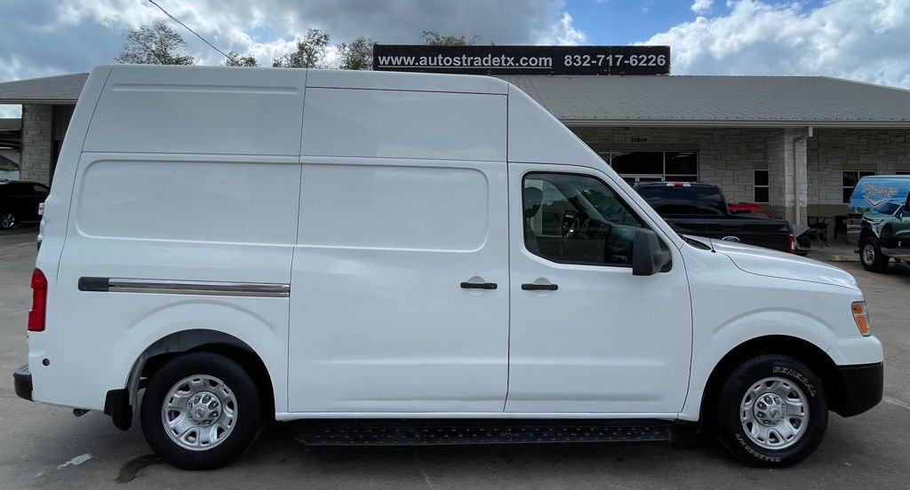 2020 Nissan NV2500 HD SV - 6
