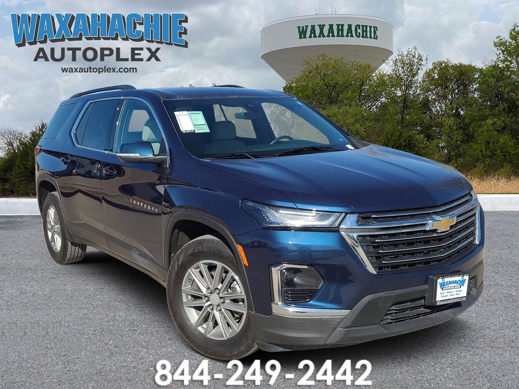 2023 Chevrolet Traverse LT Cloth FWD