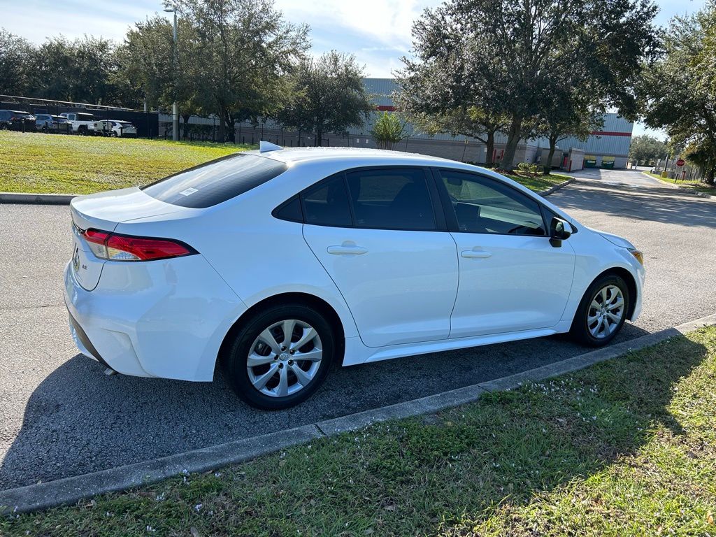 Thumbnail: 2021 Toyota Corolla - 5