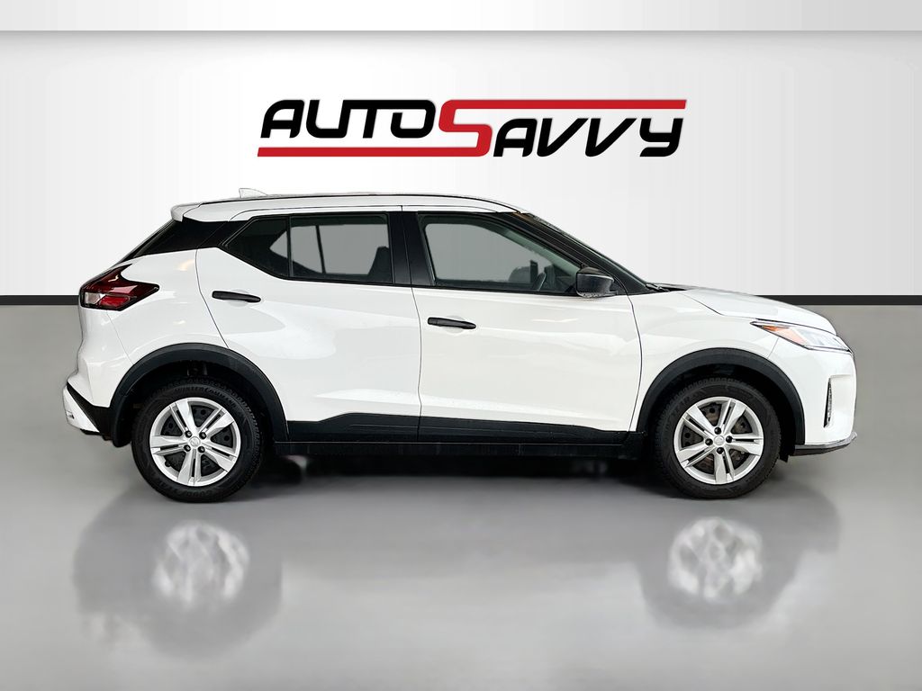 Used 2024 White Nissan S image 8