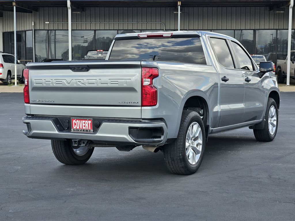 Used 2025 Gray Chevrolet Custom image 5