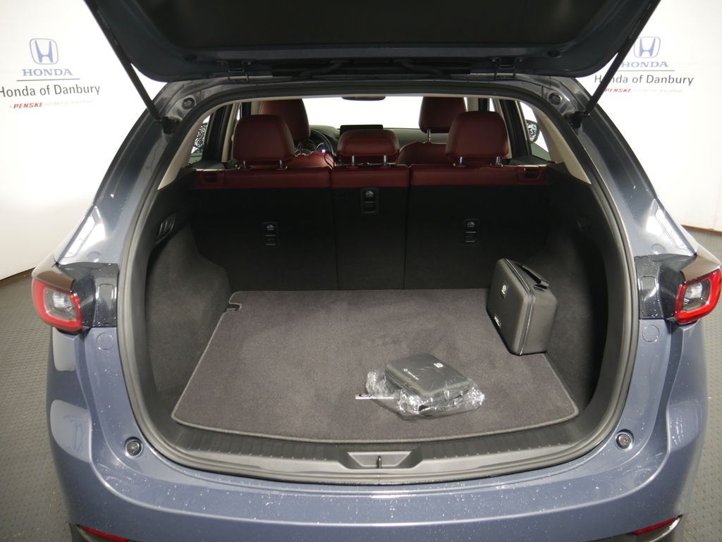 Thumbnail: 2023 Mazda CX-5 - 6