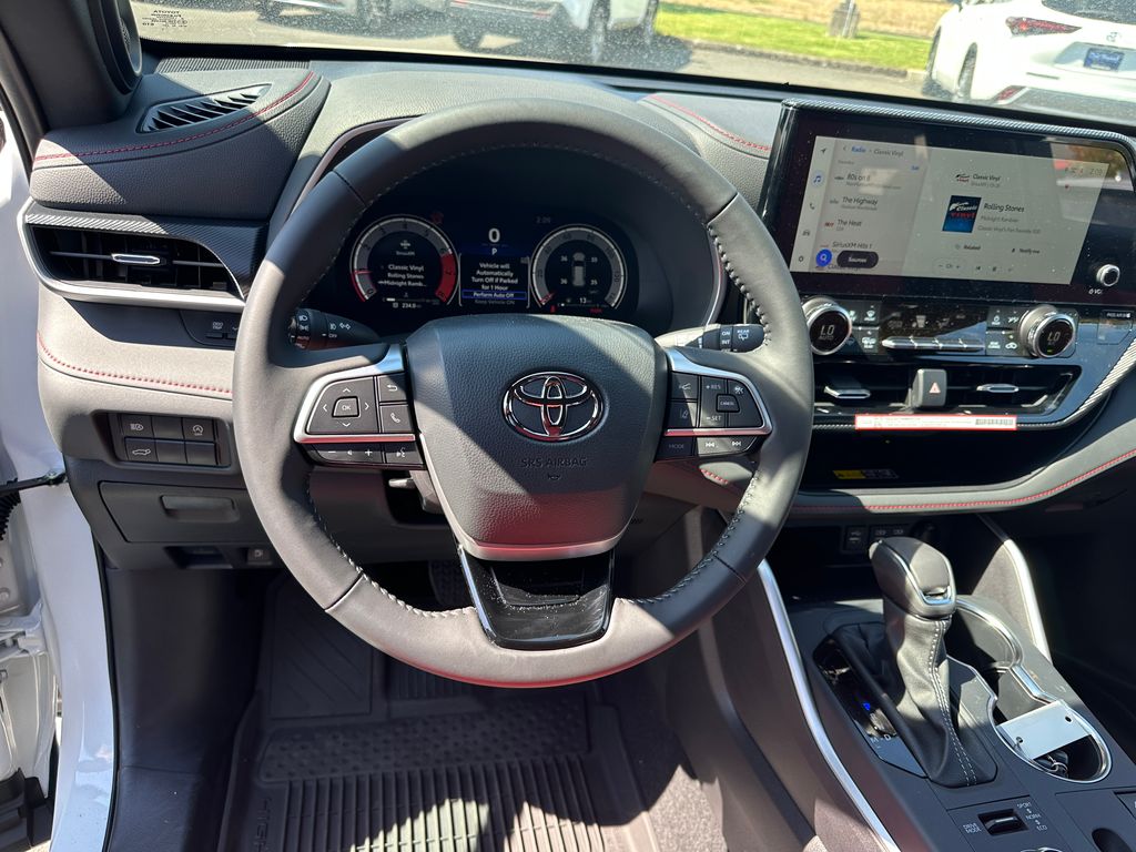 2025 Toyota Highlander XSE