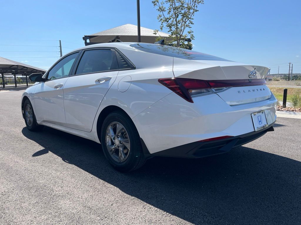 Thumbnail: 2023 Hyundai Elantra - 5