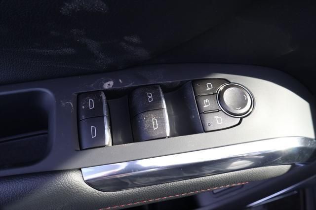 Thumbnail: 2026 Chevrolet Traverse - 18