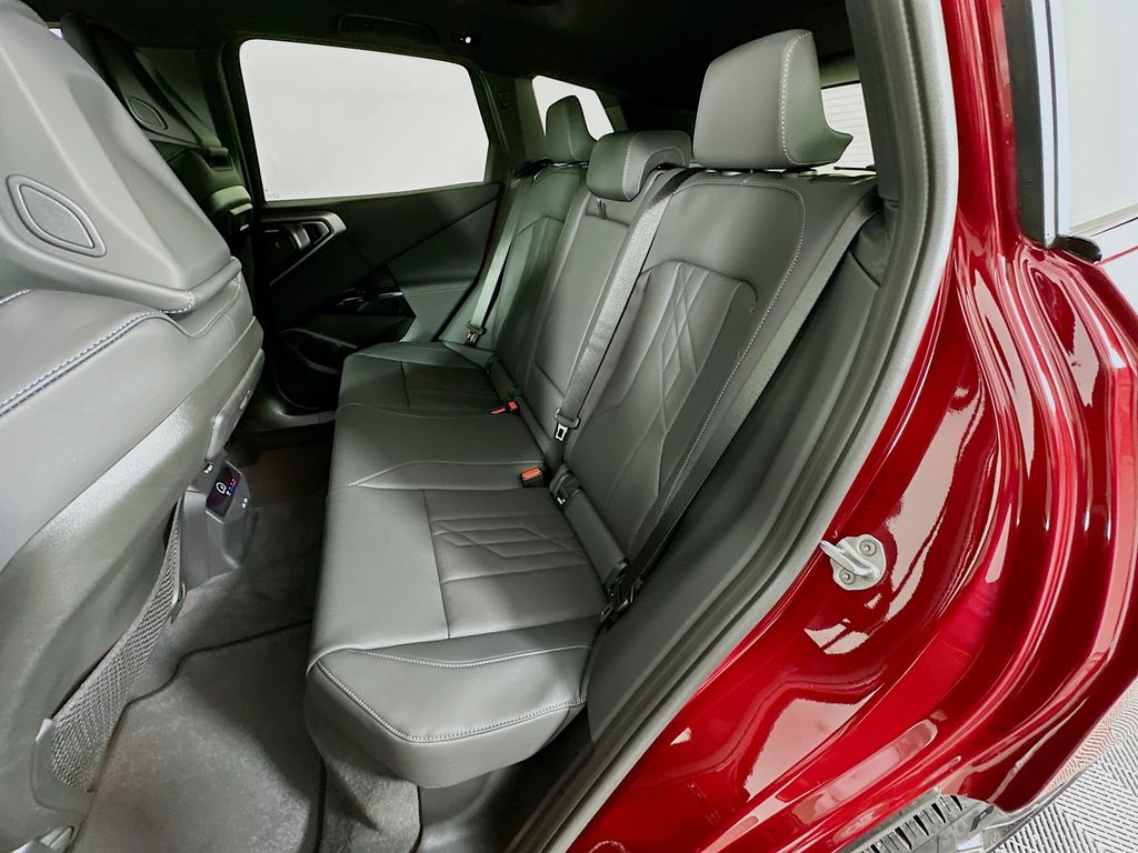 Thumbnail: 2026 BMW X3 - 17