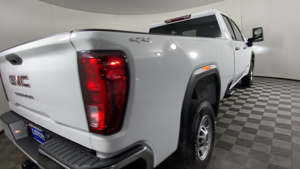 2025 GMC Sierra 2500HD Pro photo