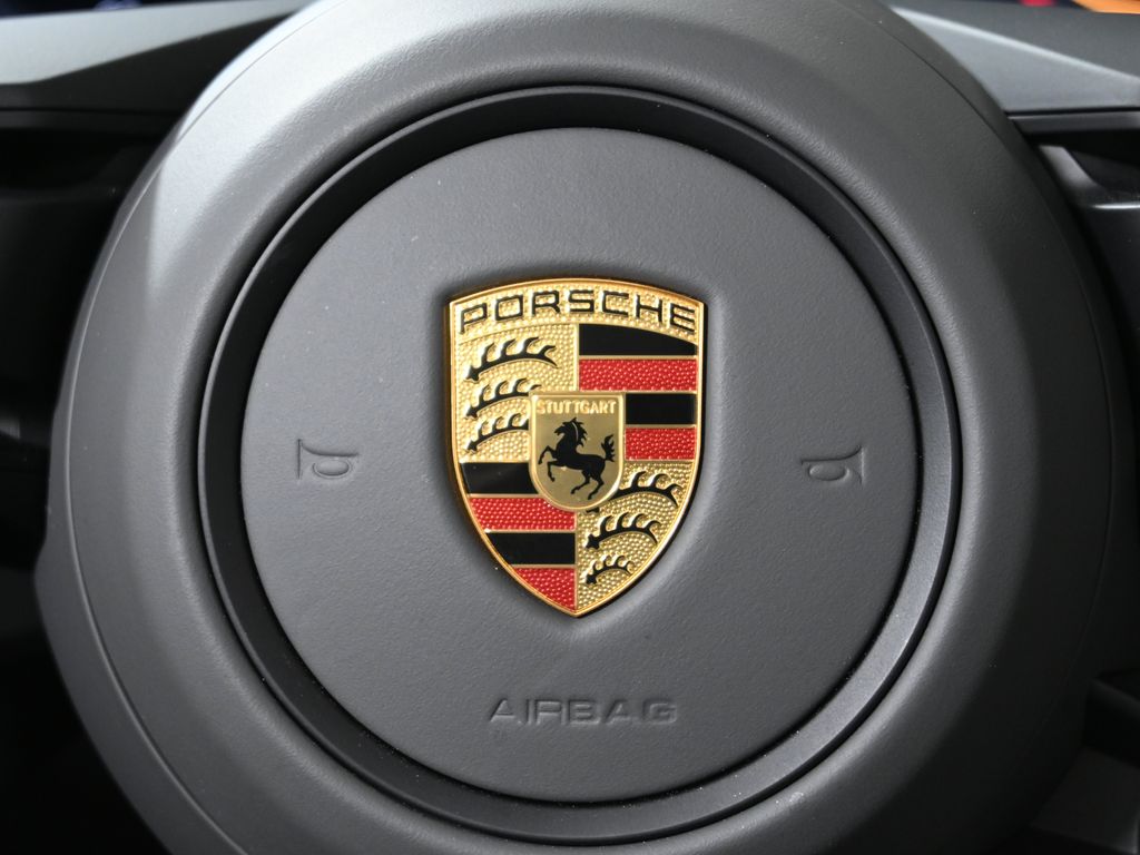 2022 Porsche 911 Turbo S 28