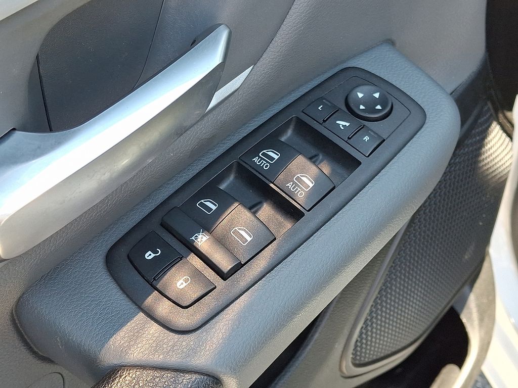 2023 Ram 1500 — photo 14