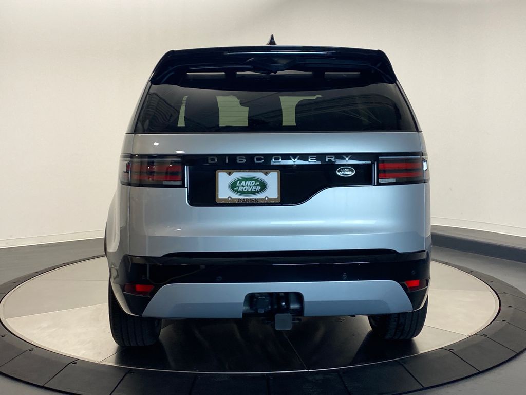 2023 Land Rover Discovery R-Dynamic S 4