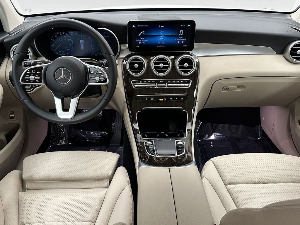 2022 Mercedes-Benz GLC GLC 300 31