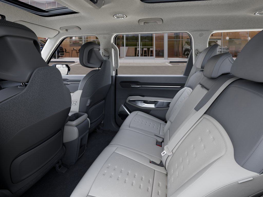 New 2026 Ebony Black Kia Wind image 5