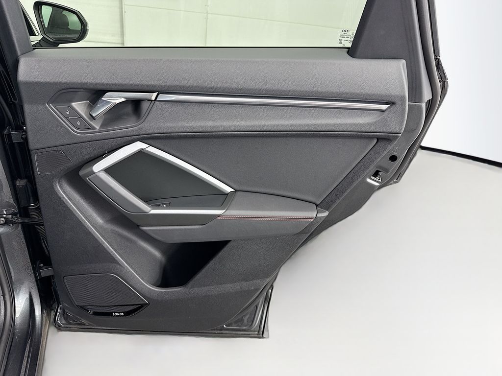 Thumbnail: 2025 Audi Q3 - 25