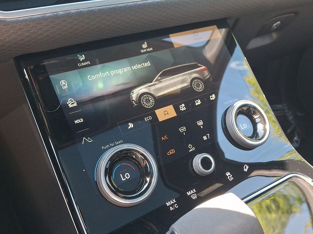 Thumbnail: 2023 Land Rover Range Rover Velar - 16