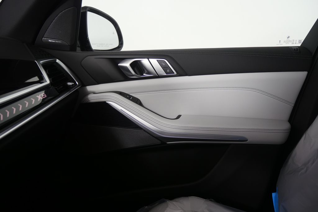 2026 BMW X5 xDrive40i 23