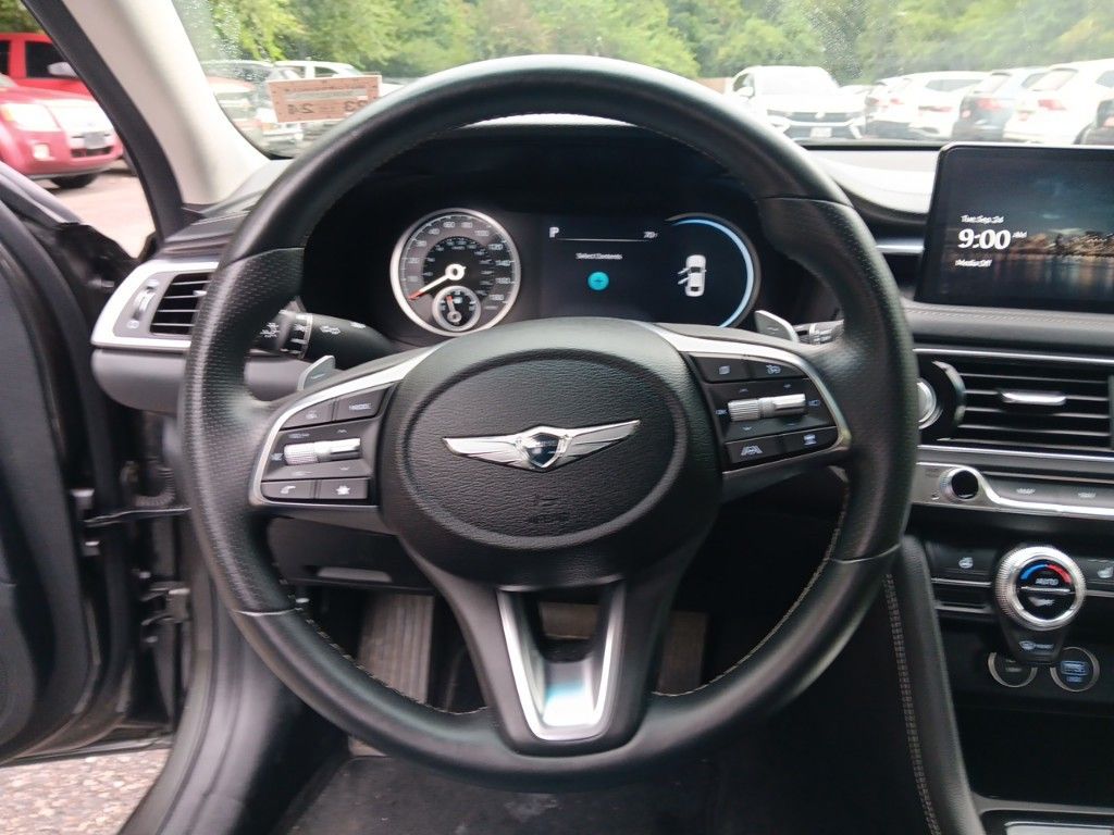 2023 Genesis G70 2.0T 28