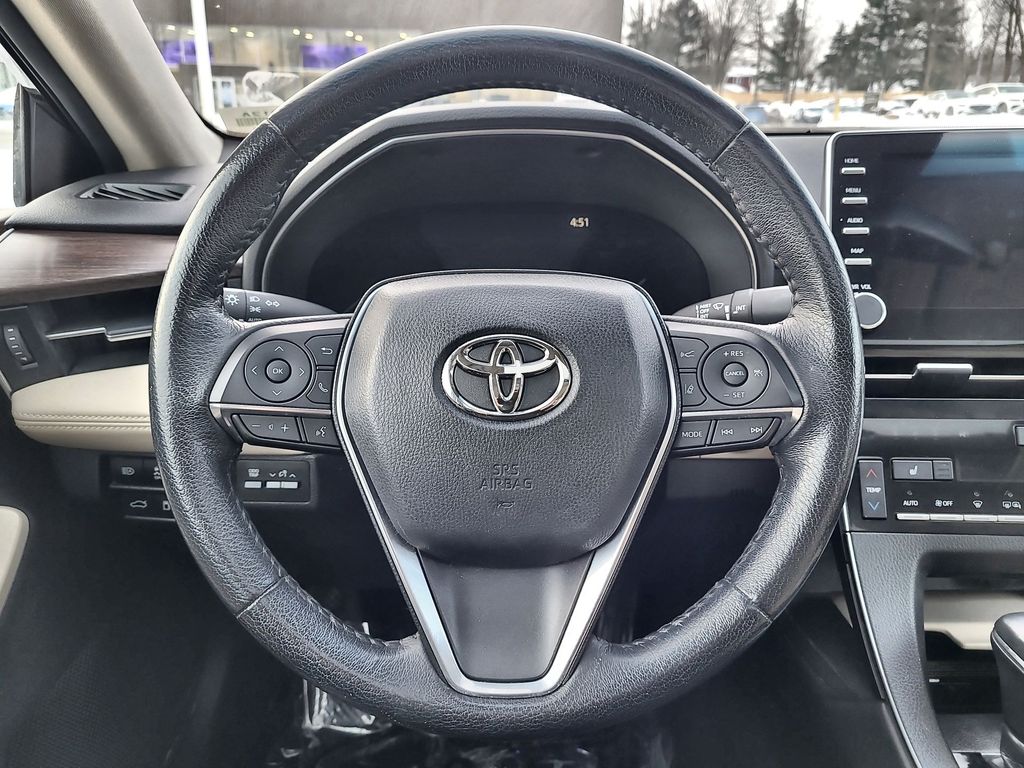 2020 Toyota Avalon XLE 14