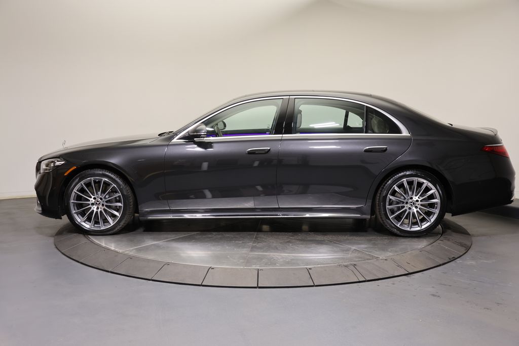 Thumbnail: 2026 Mercedes-Benz S-Class - 4