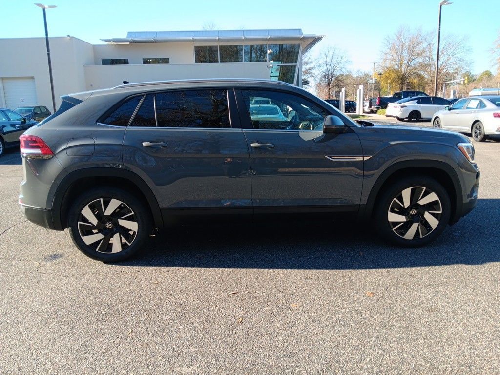 2024 Volkswagen Atlas Cross Sport 2.0T SE w/Technology 6