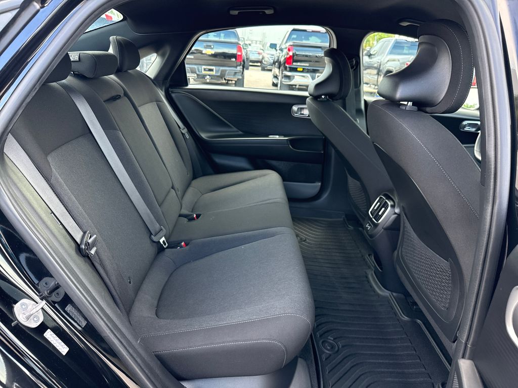 Certified Used 2024 Black Hyundai SE Standard Range image 28