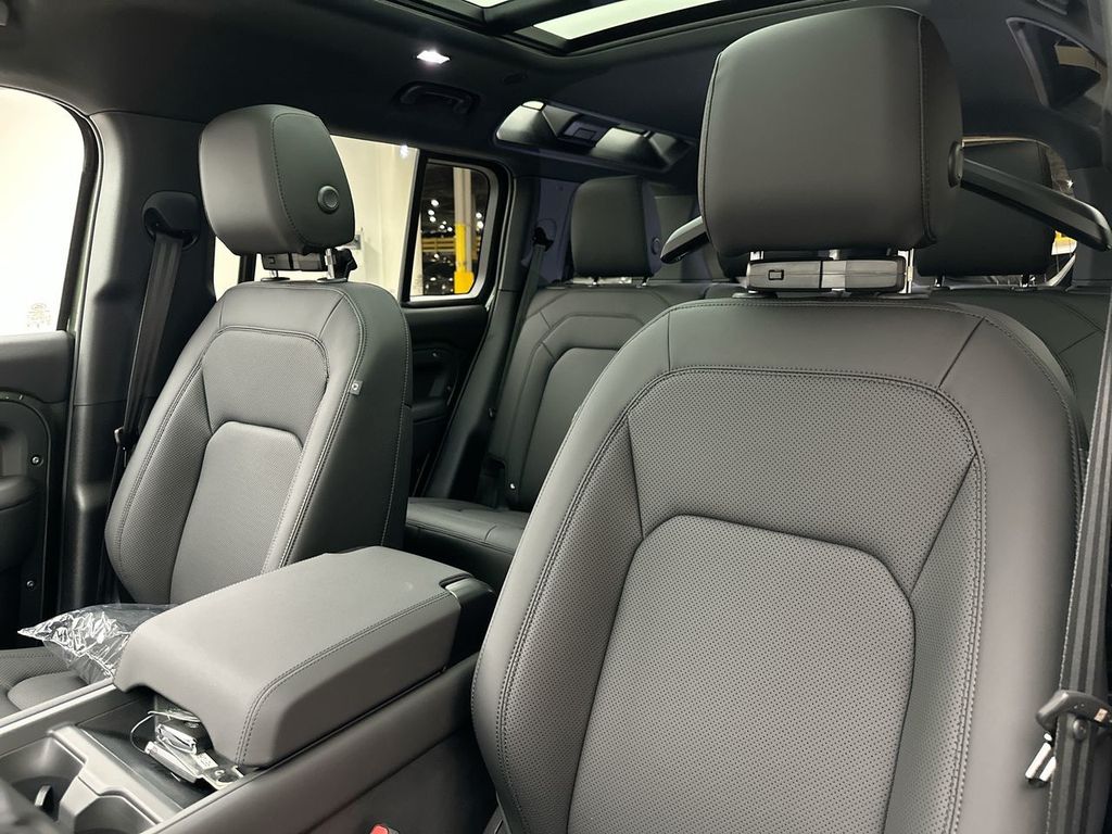 Thumbnail: 2026 Land Rover Defender - 12