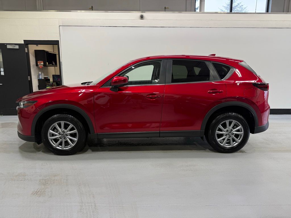 2022 Mazda CX-5 S Preferred 2