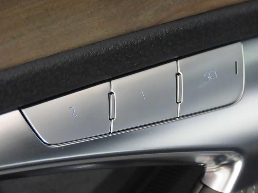 Thumbnail: 2025 Audi A6 - 29