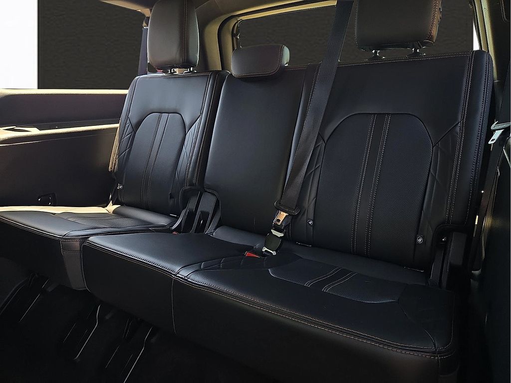 Used 2022 Ford Expedition Max Platinum For Sale in Farmington, AR